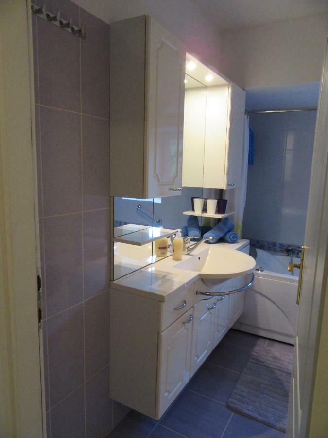 Apartman Julia Lägenhet Rijeka Exteriör bild