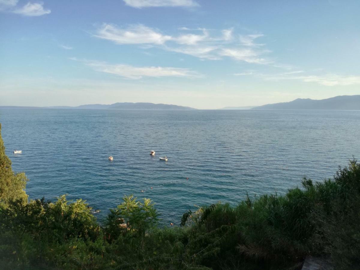 Apartman Julia Lägenhet Rijeka Exteriör bild